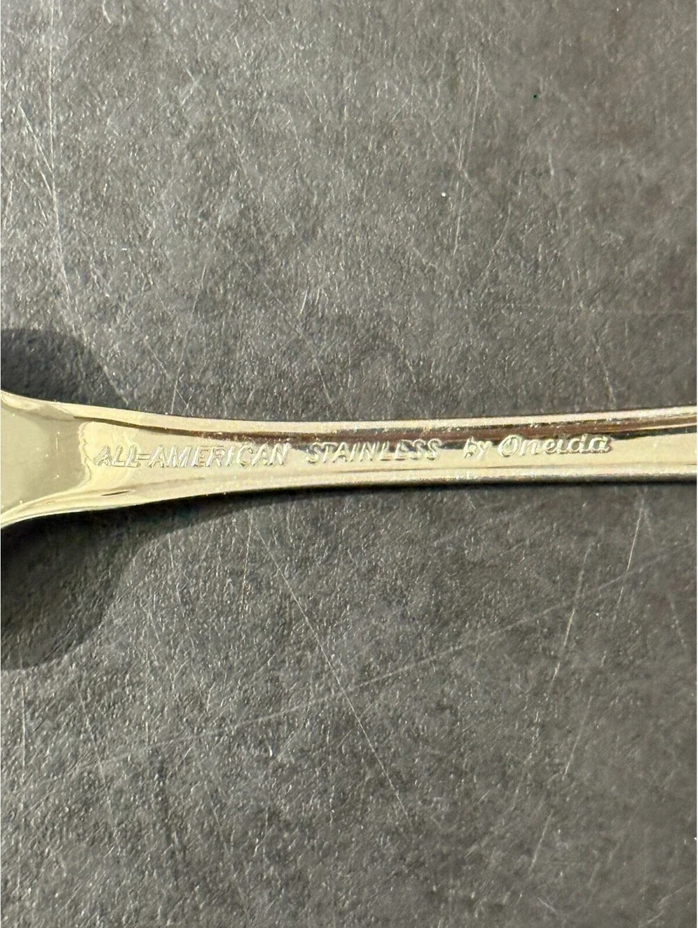 Oneida Briarwood All-American Stainless 7 1/4” Dinner Fork WM Dalton USA Floral
